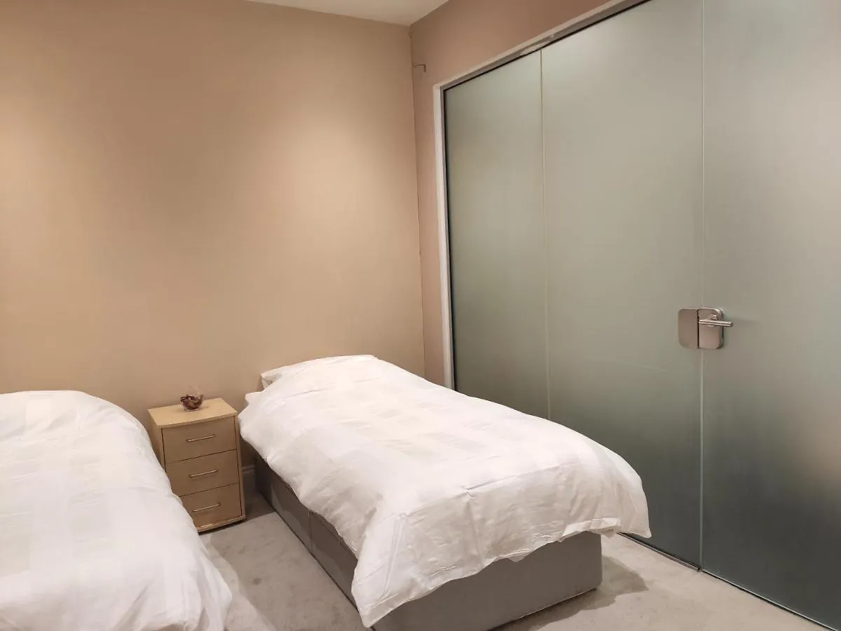Apartment City Centre 2 Bedrooms 2 Ensuite Flat Free Parking Nottingham United Kingdom